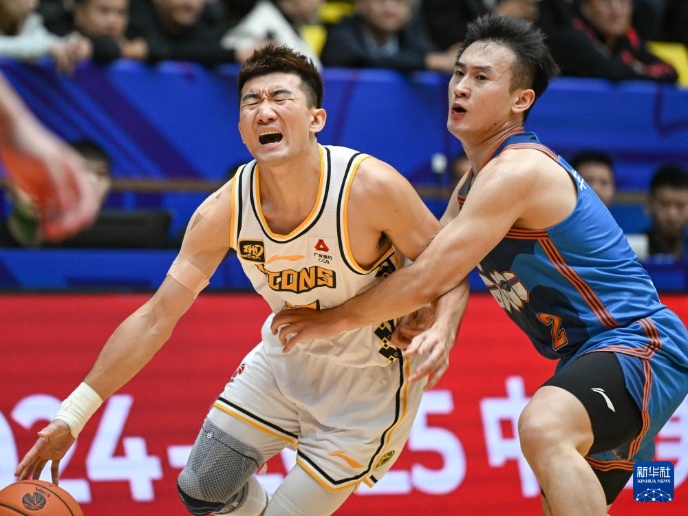 四川对江苏cba篮男_(cba季前赛四川对南京) 第2张 四川对江苏cba篮男_(cba季前赛四川对南京) 第2张