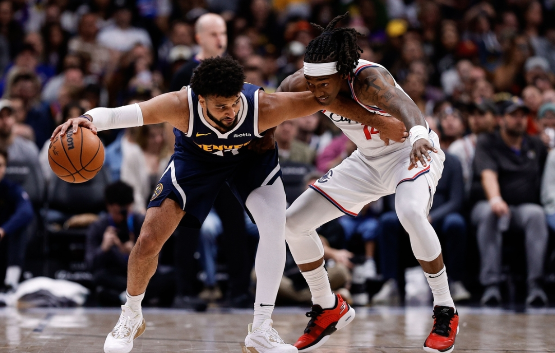 NBA常规赛掘金主场117-100大胜步行者约基奇32+14+14哈达威17分的简单介绍 第2张 NBA常规赛掘金主场117-100大胜步行者约基奇32+14+14哈达威17分的简单介绍 第2张