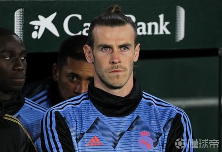 包含前热刺主帅雷德克纳普遭入室盗窃蒙面团伙偷走高价值物品的词条  第1张