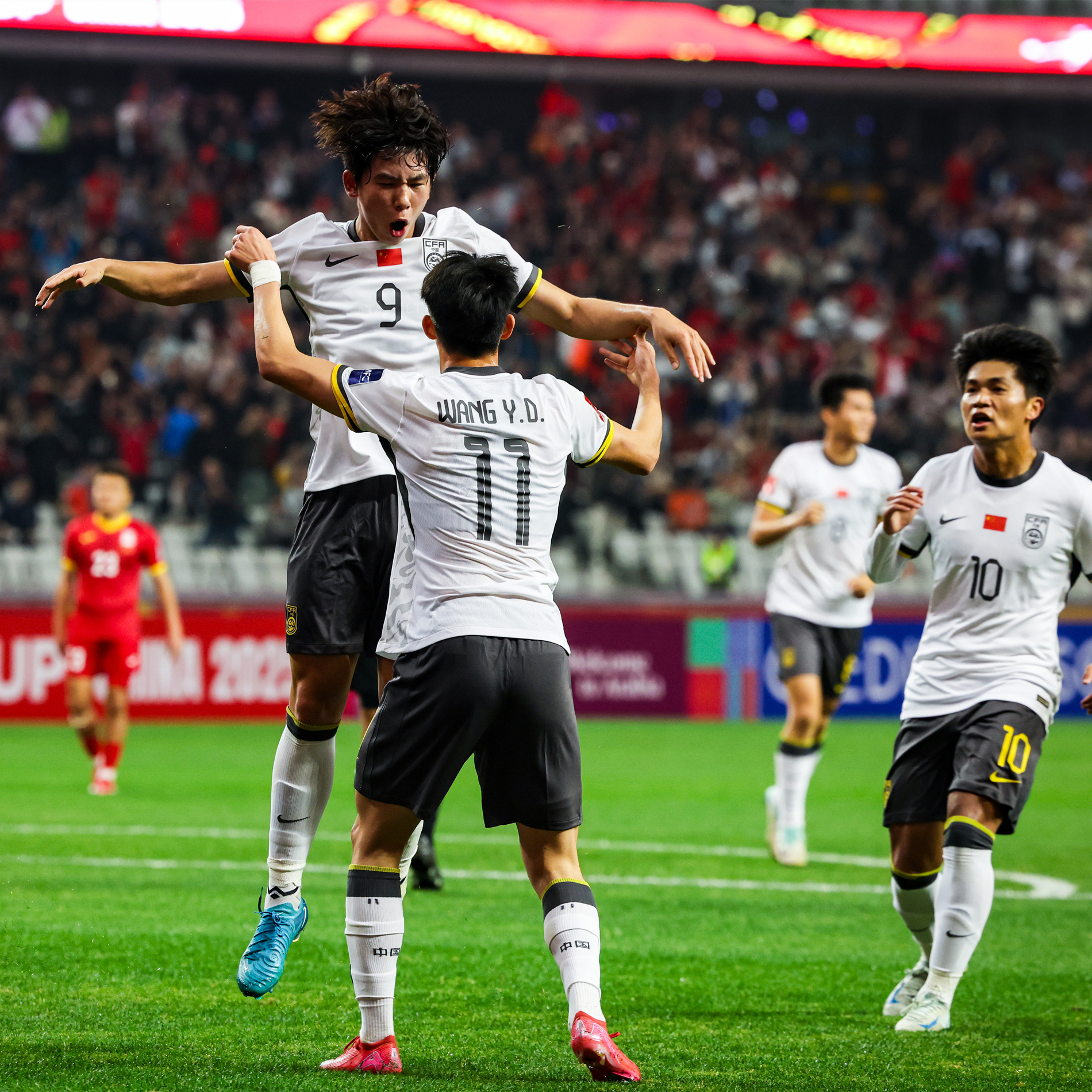 包含王钰栋们能圆梦下一届世界杯吗国足无缘美加墨的词条