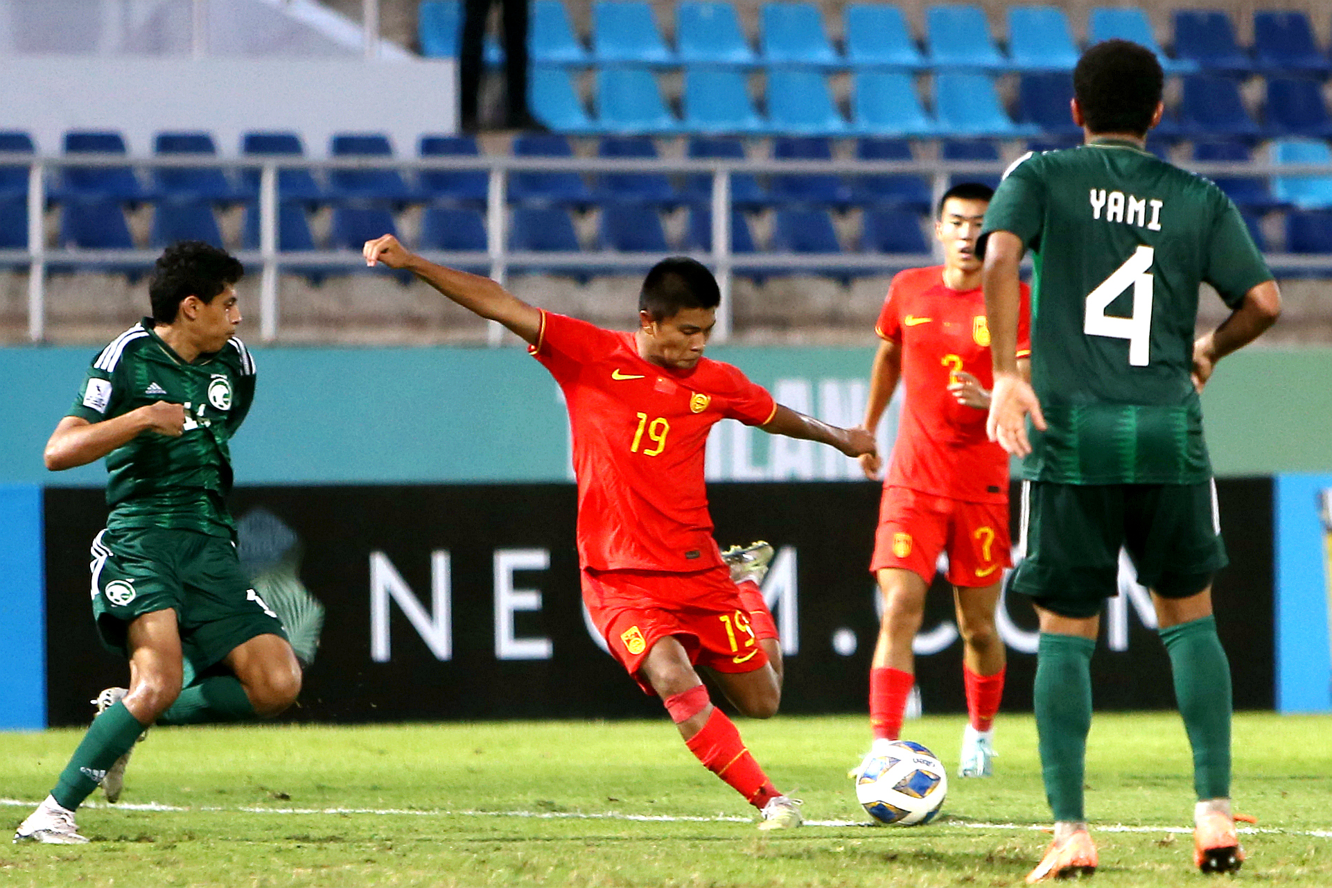 沙特超:阿尔卡利杰VS尤胡德  第1张