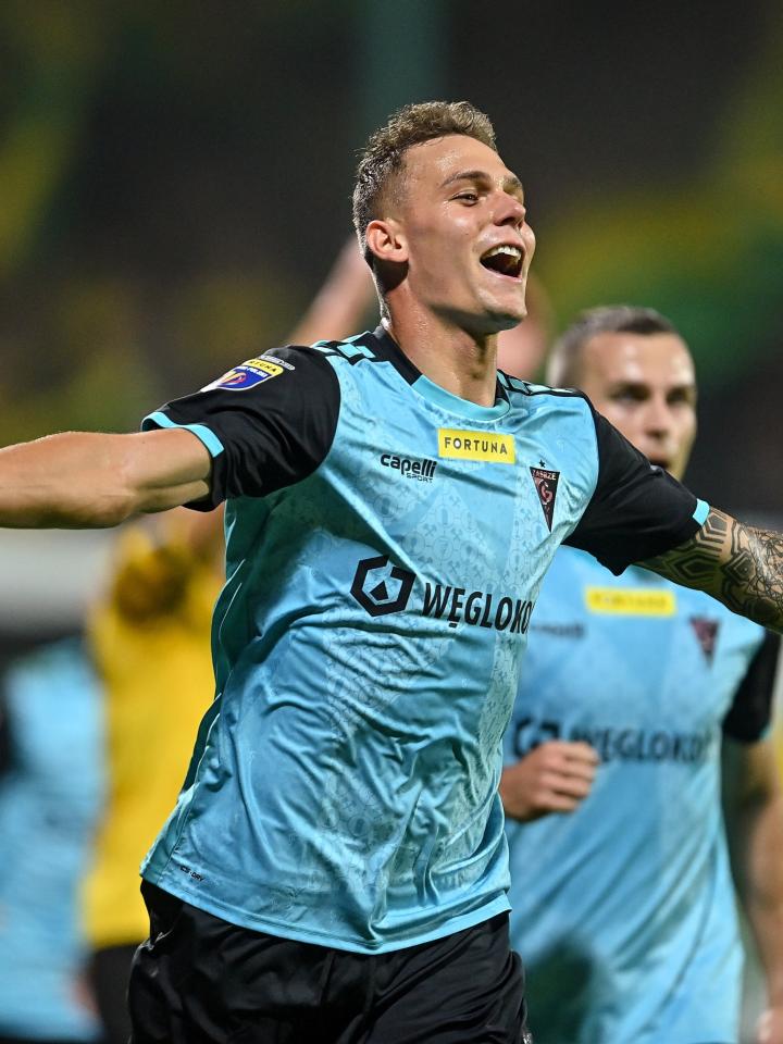 波兰甲:华沙莱吉亚VS华斯基的简单介绍  第1张