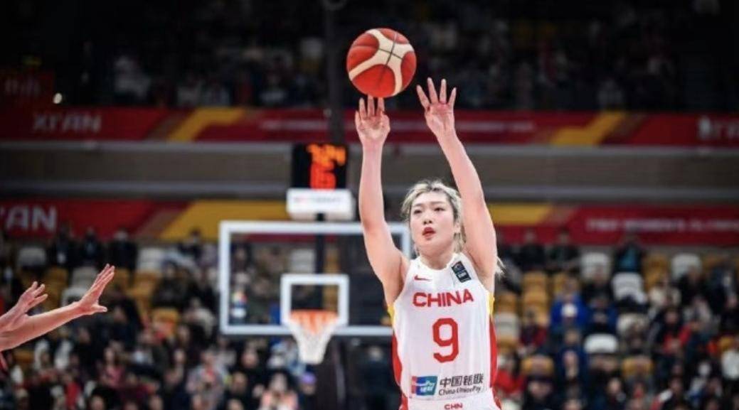 女篮李梦发长文回应离队感谢国家队愿随时再出发的简单介绍