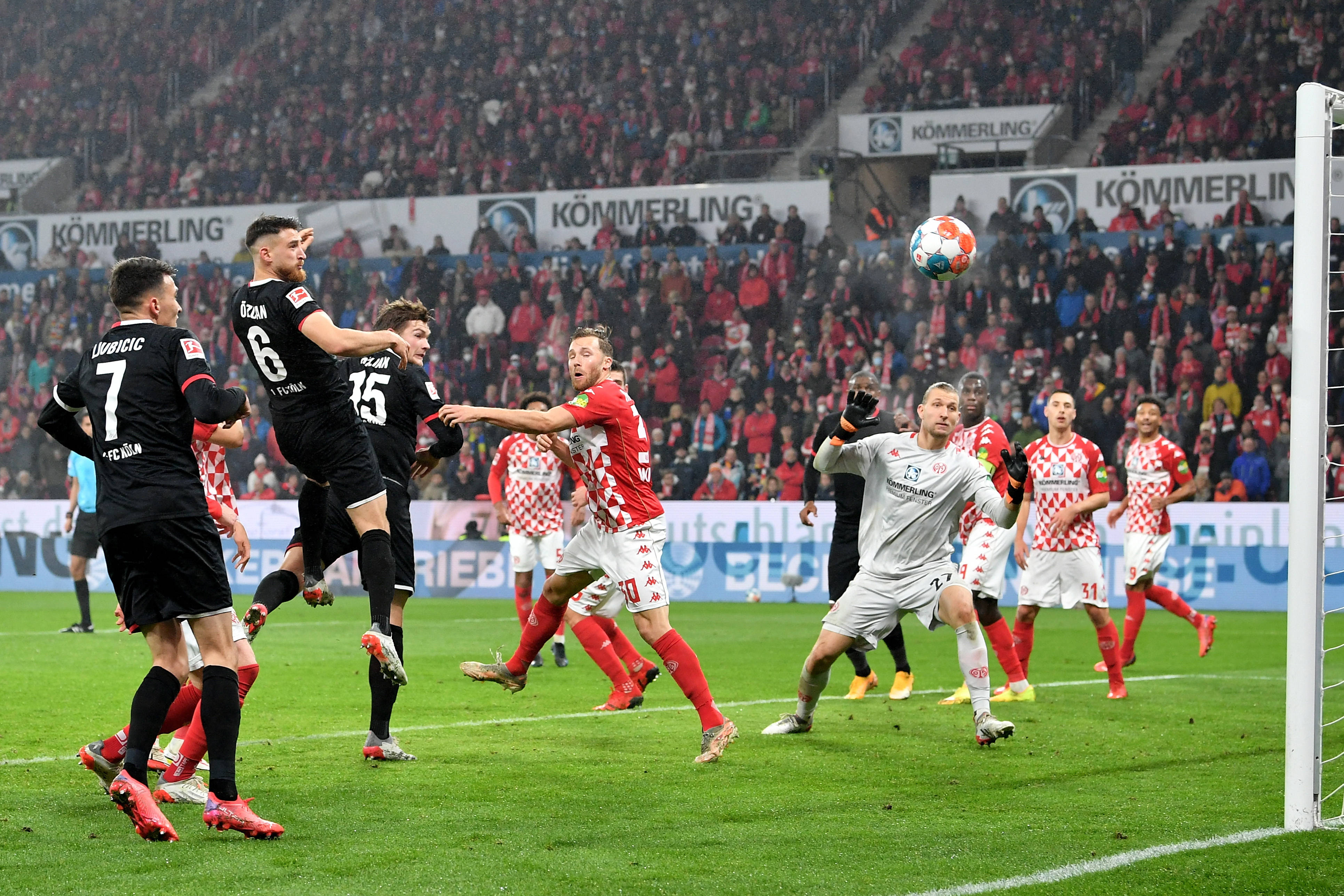 德女联:弗赖堡女篮VS萨尔路易斯女篮的简单介绍