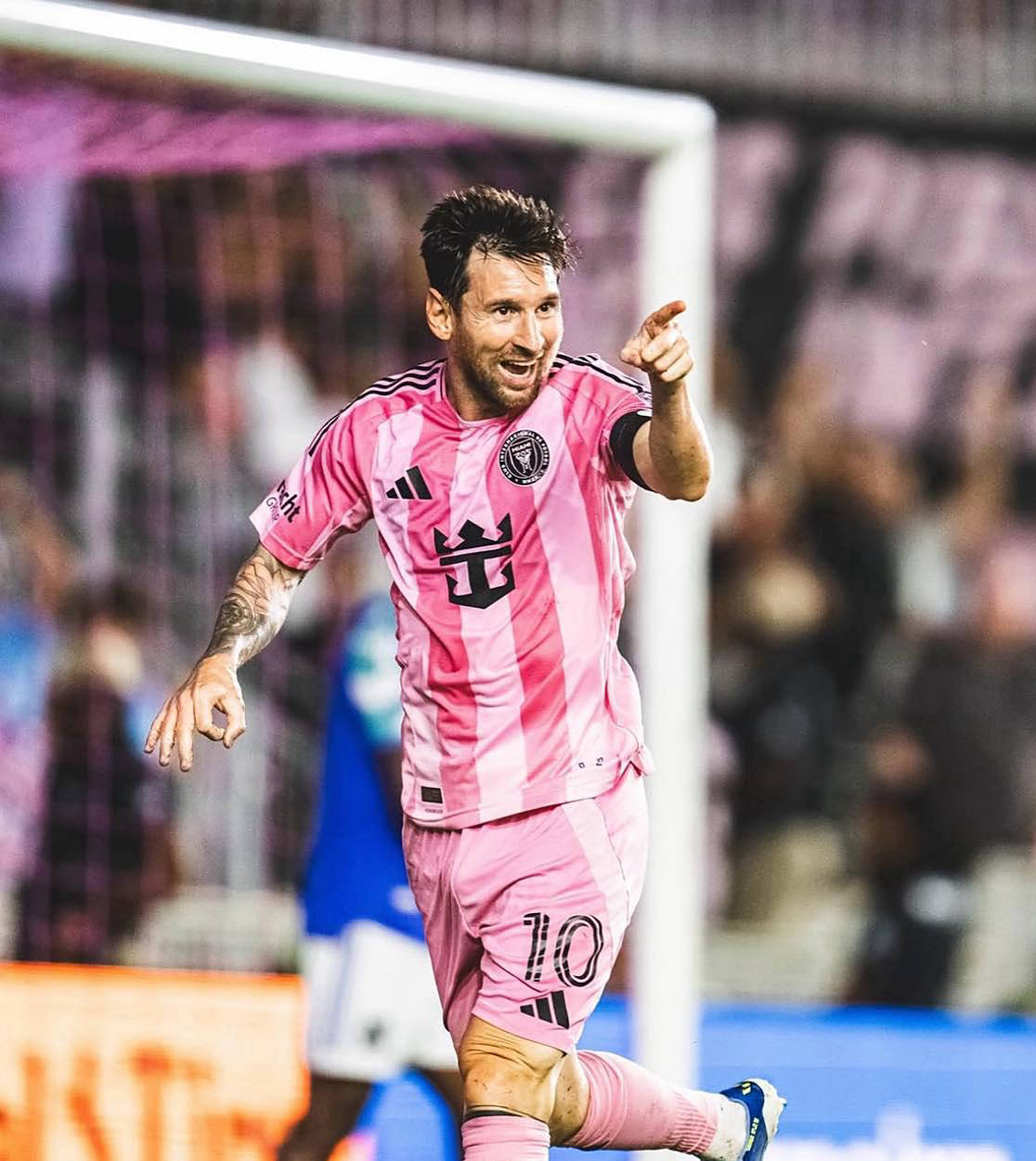 包含迈阿密国际2-1阿特拉斯梅西助攻压哨绝杀的词条  第2张