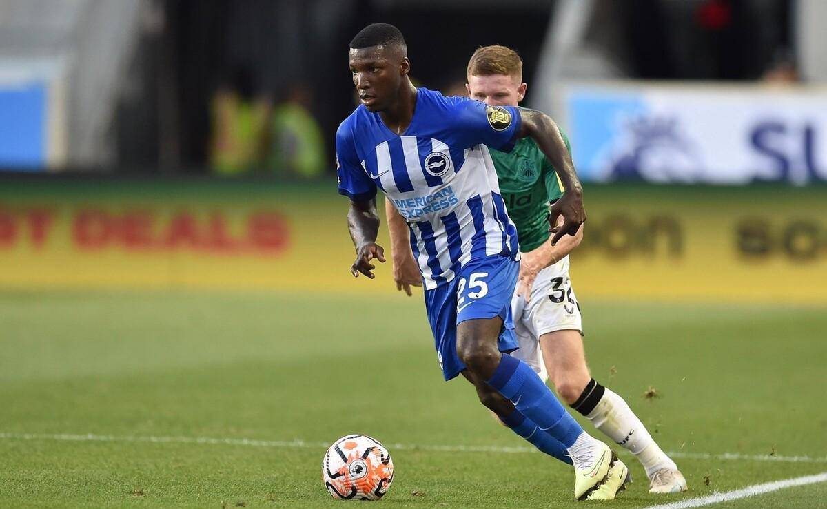 包含记者：恩佐和凯塞多有技术有力量两人均取得进球的词条