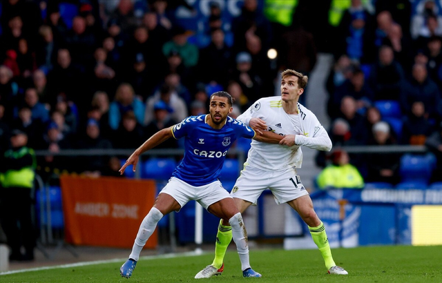 包含纽卡斯尔联有意免签勒温喜鹊军团希望引进球员补充中锋位置厚度的词条  第1张