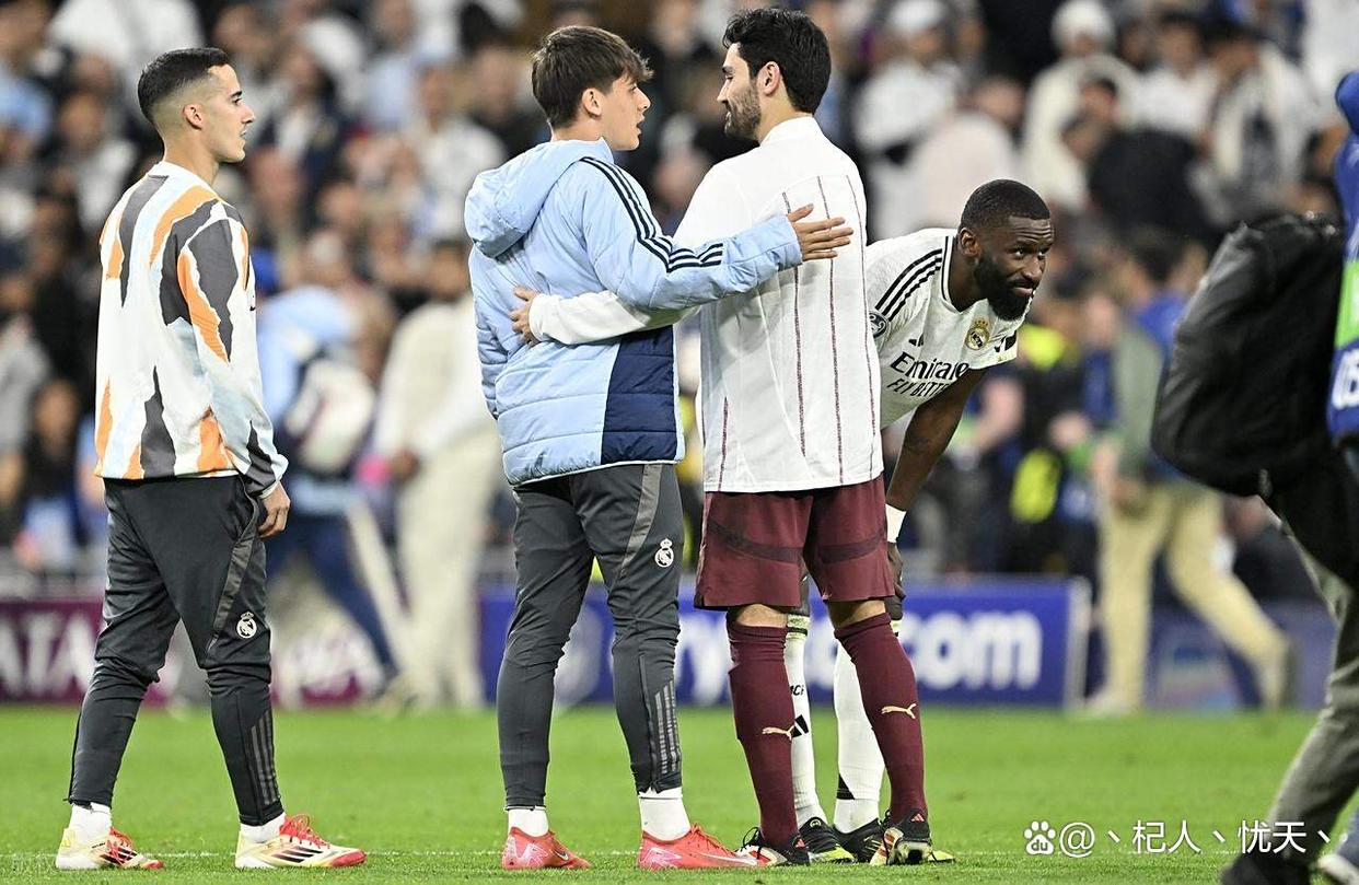 世俱杯第一轮最佳阵容穆阿尼、奥塔门迪、内托等球员入选的简单介绍