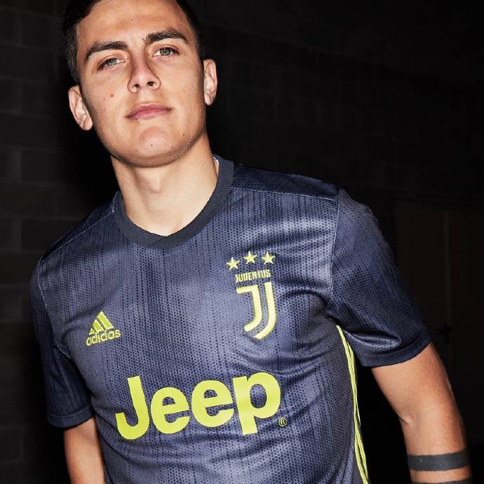 国米发布新赛季第三球衣雷霆灰作为主色调的简单介绍 第1张 国米发布新赛季第三球衣雷霆灰作为主色调的简单介绍 第1张