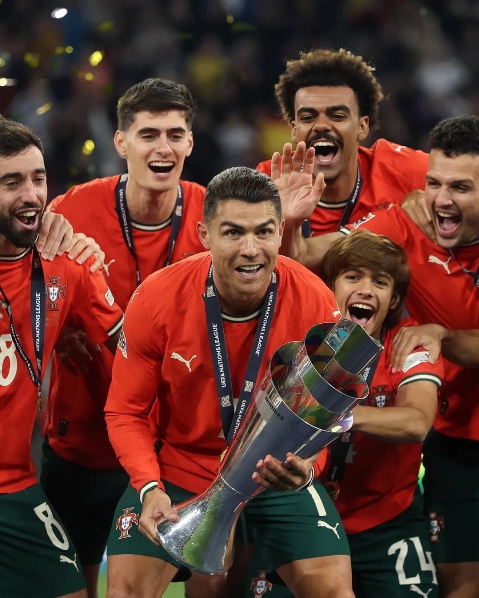 B席称C罗仍渴望更多若2026年世界杯冠军他的职业生涯将更完美的简单介绍 第2张 B席称C罗仍渴望更多若2026年世界杯冠军他的职业生涯将更完美的简单介绍 第2张