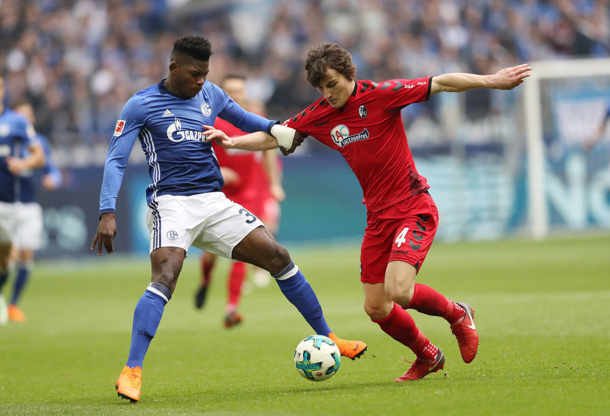 包含美职联新英格兰革命VS华盛顿前瞻双方的主客场表现都相差不大的词条