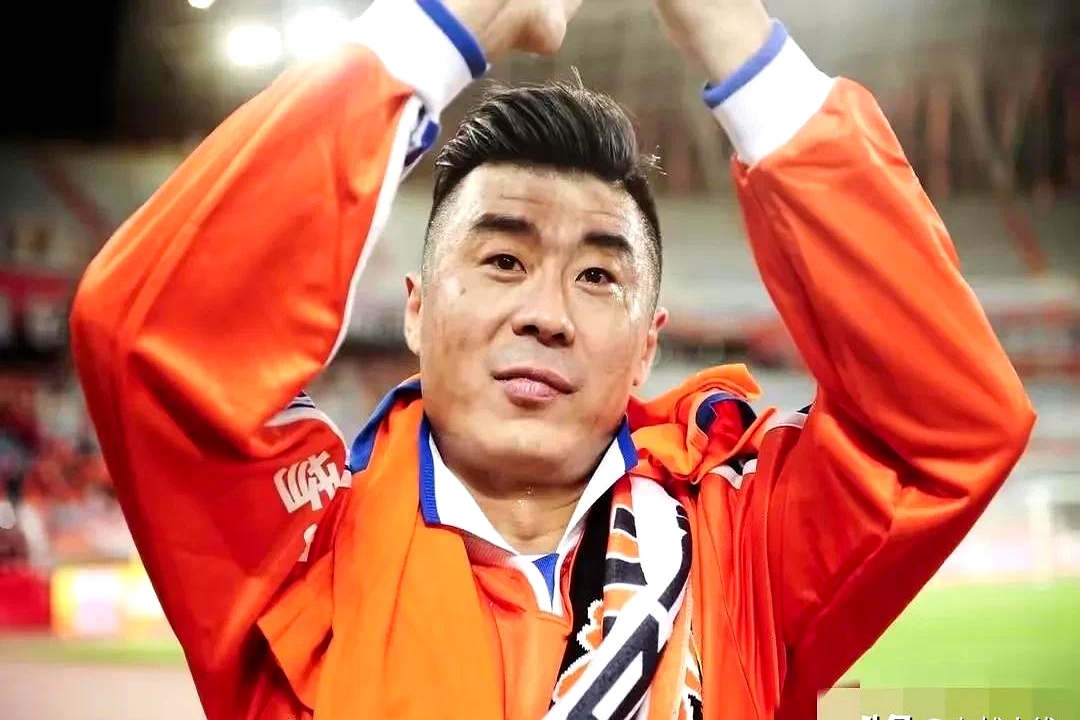 国足选帅风向突变转向本土教练  第1张