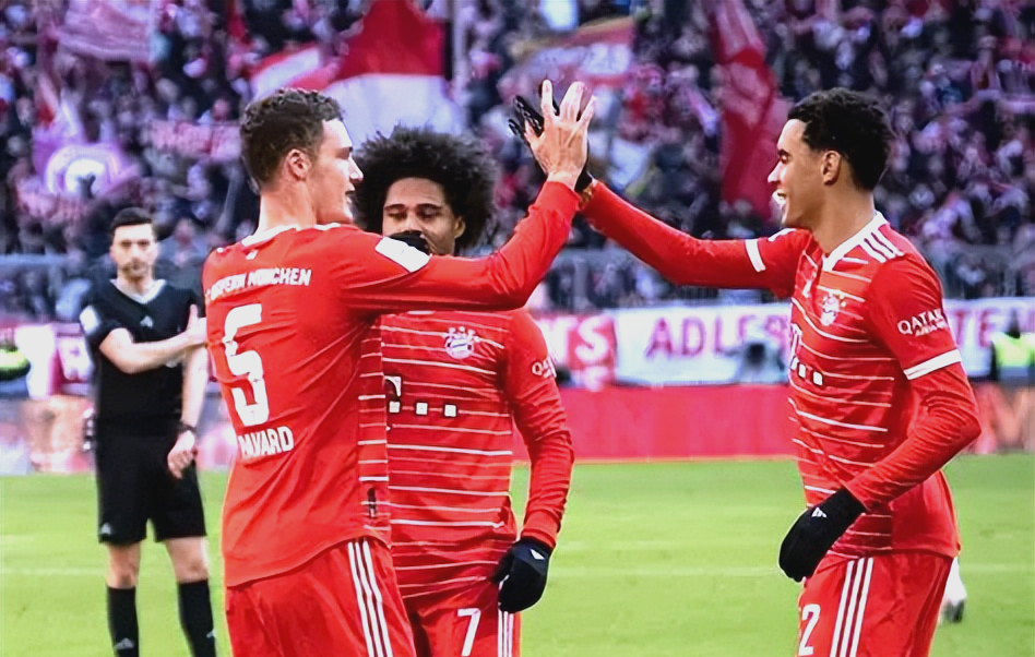 德国杯科隆1-4拜仁凯恩双响的简单介绍 第2张 德国杯科隆1-4拜仁凯恩双响的简单介绍 第2张