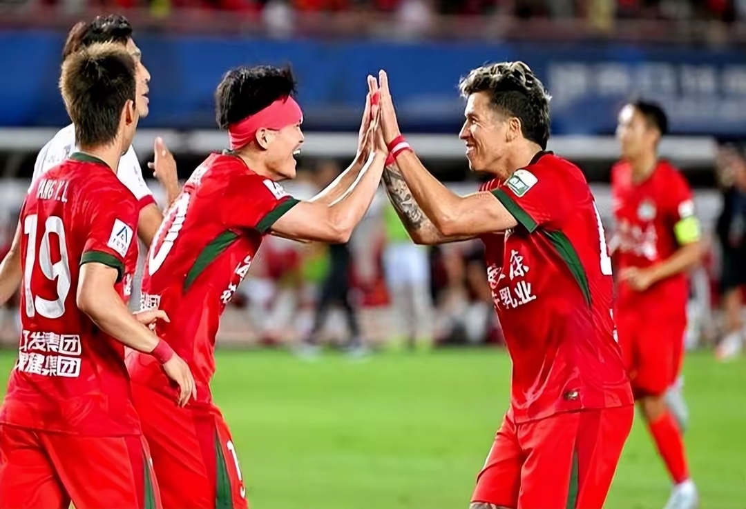 媒体:河南队一周两战申花找回韧性取得一胜一负 第1张 媒体:河南队一周两战申花找回韧性取得一胜一负 第1张