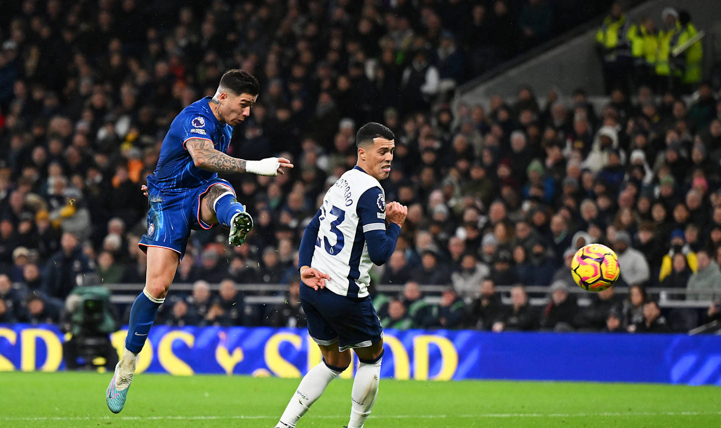 英超西汉姆联1-5切尔西蓝军全队多点开花的简单介绍