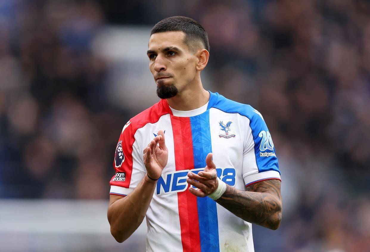 穆尼奥斯回应转会传闻承认为欧洲豪门效力是梦想的简单介绍  第1张