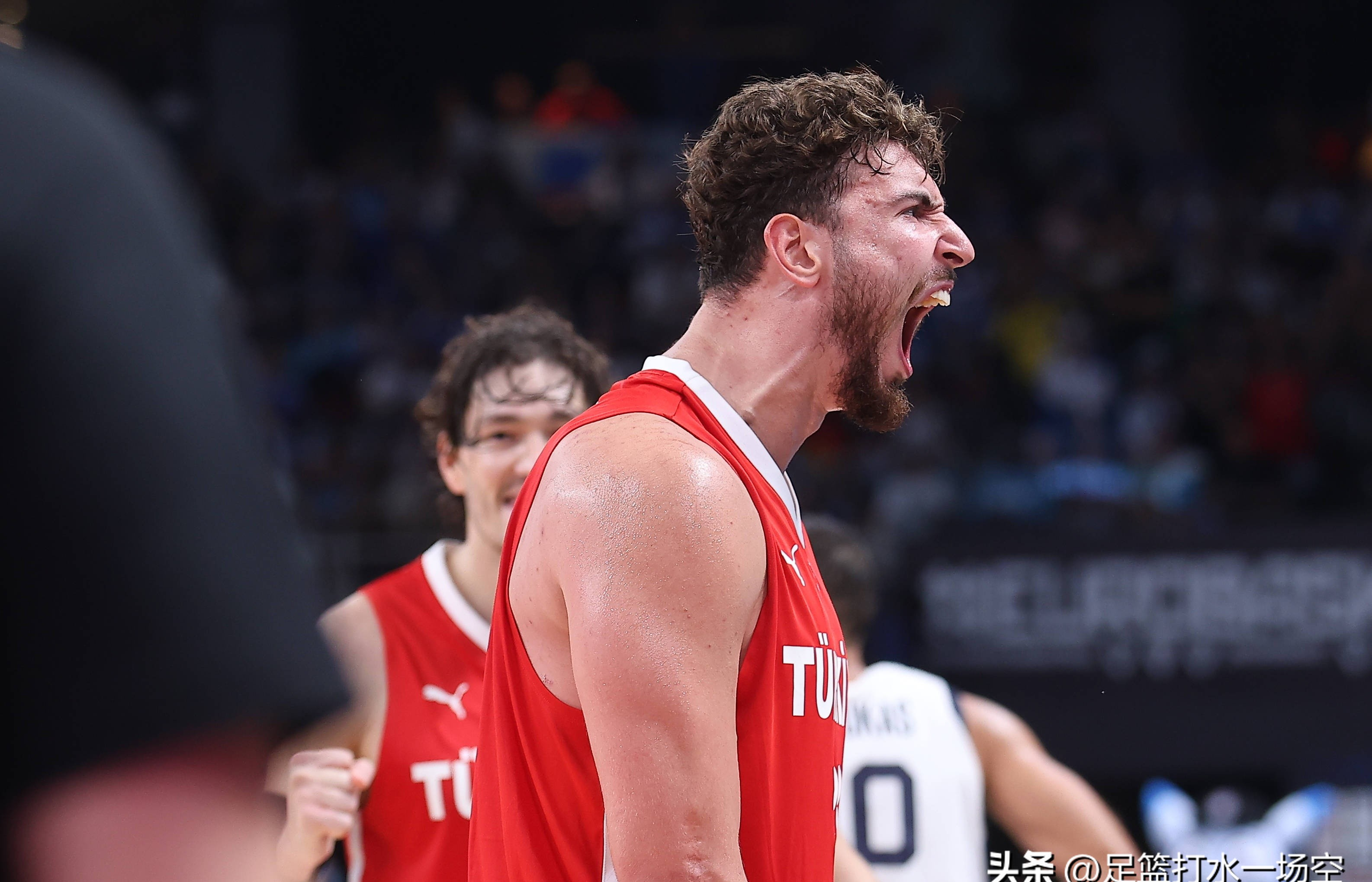 土耳其男篮将战瑞典男篮土耳其男篮小组赛5战全胜的简单介绍